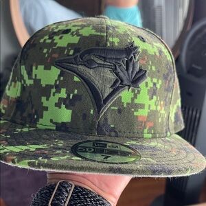 Toronto Blue Jays Digital Camo Green New Era Cap. Size 7 fitted